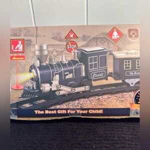 Classic Round Battery operated Train Set- ages 3 to 8